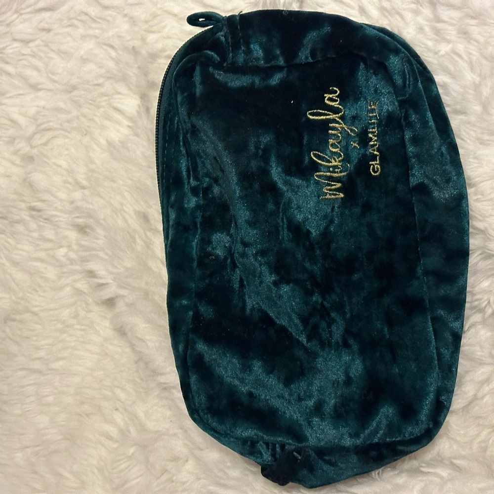 Mikayla Glamlite Pouch